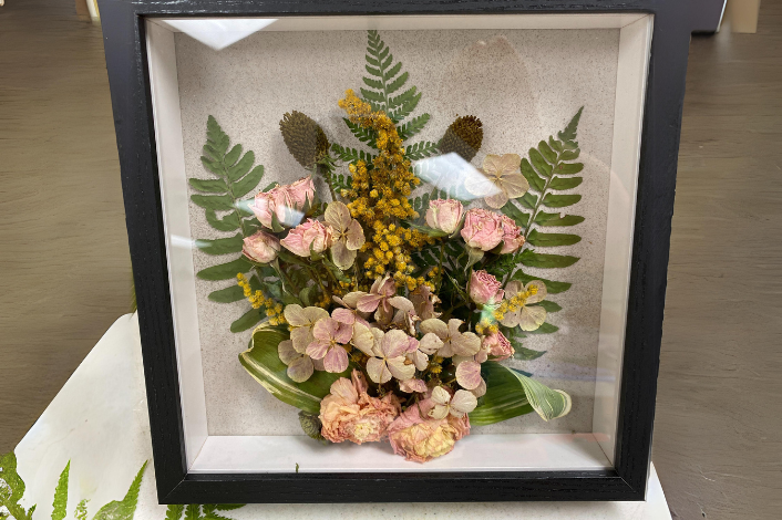 Flower shadow box